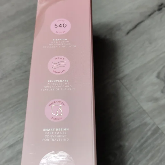 NIB Brookstone Titanium Microneedling Derma Facial Skincare Roller - Picture 7 of 8